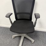 Knoll Life Executive Chair in Black
