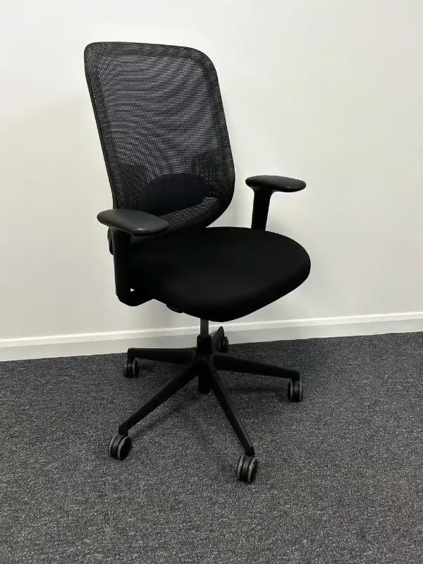 office and facilities teams buy office chairs in bulk